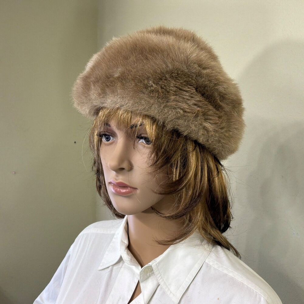 Faux Fur Hat Women’s size M Bucket Cossack Russian Style women’s size 22” Med
